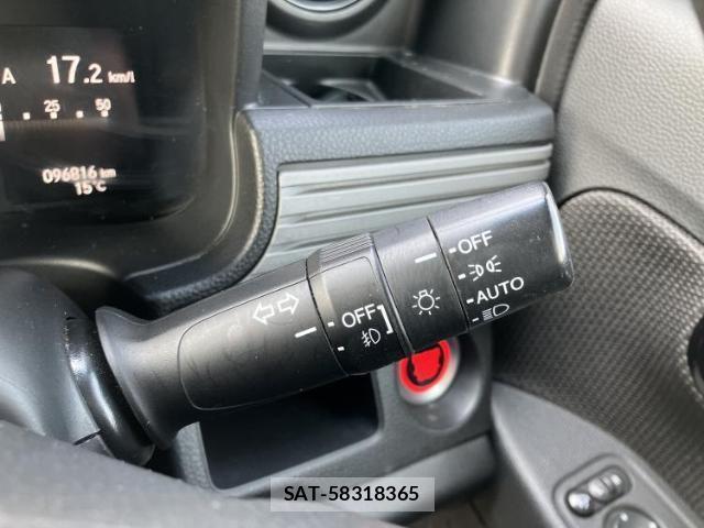Honda N-VAN 2019-06 8012345-10