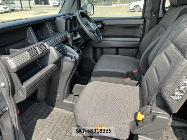 Honda N-VAN 2019-06 8012345-5