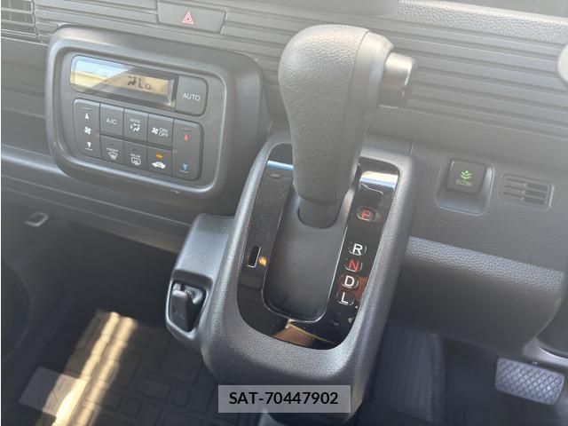 Honda N-VAN 2018-12 8011770-10