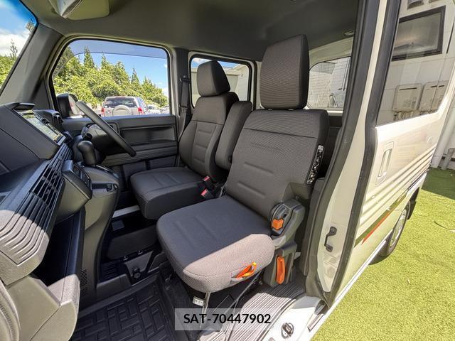 Honda N-VAN 2018-12 8011770-11
