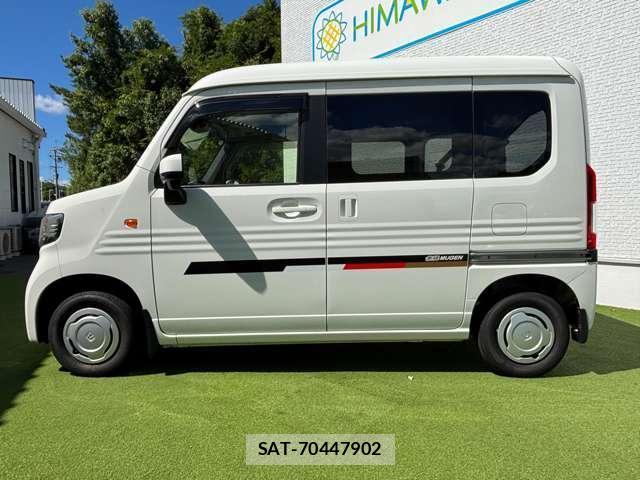 Honda N-VAN 2018-12 8011770-17