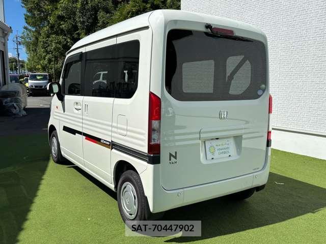 Honda N-VAN 2018-12 8011770-3