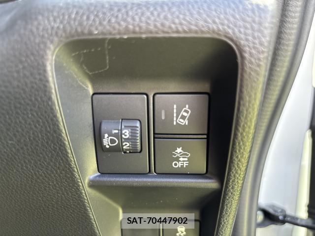 Honda N-VAN 2018-12 8011770-7