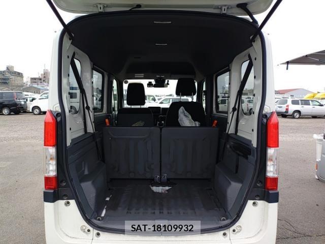 Honda N-VAN 2019-06 8012067-5