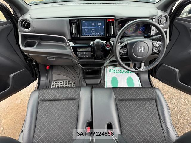 Honda N-WGN 2017-03 8007723-1