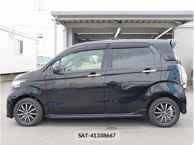 Honda N-WGN 2017-03 8008421-5