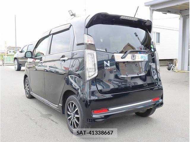Honda N-WGN 2017-03 8008421-6