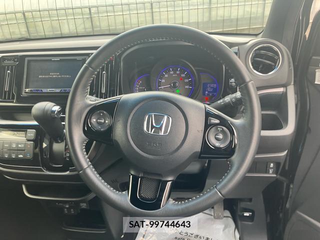 Honda N-WGN 2017-02 8011800-8