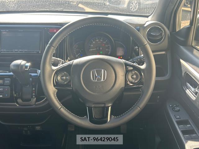 Honda N-WGN 2016-11 8011822-15