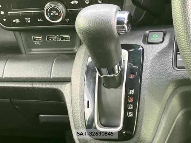 Honda N-WGN 2019-09 8012424-17