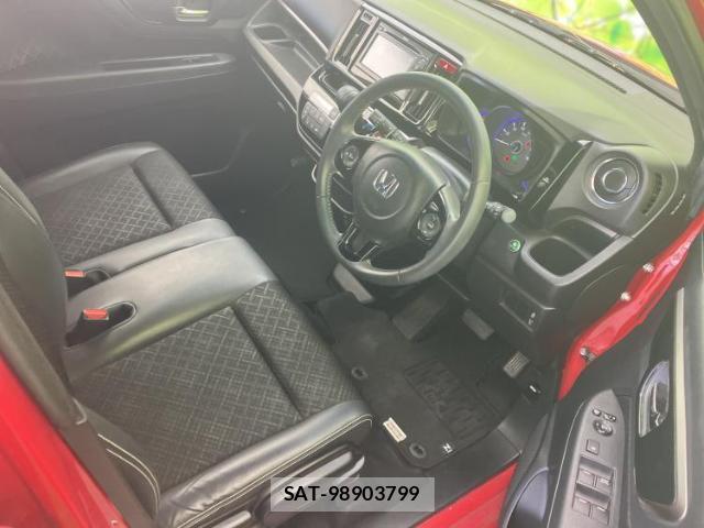 Honda N-WGN 2017-02 8012442-3