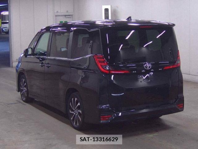 Toyota NOAH 2023-03 8003727-1