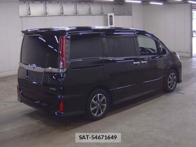 Toyota NOAH 2020-07 8003743-4