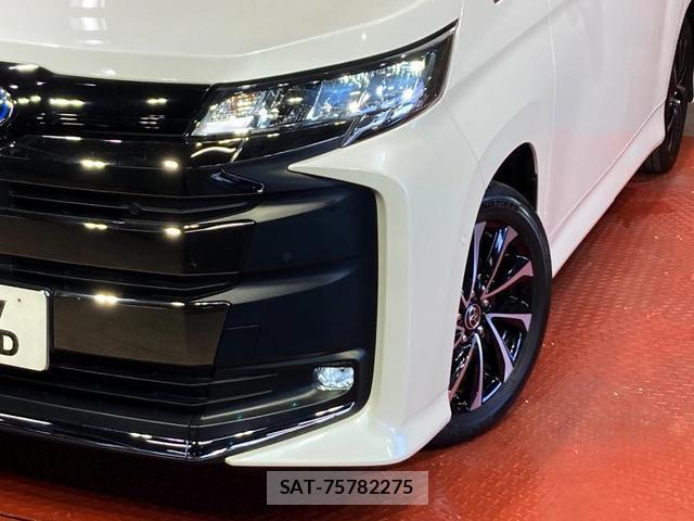 Toyota NOAH 2023-09 8003894-11