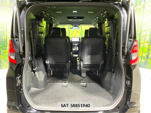 Toyota NOAH 2023-06 8005040-11