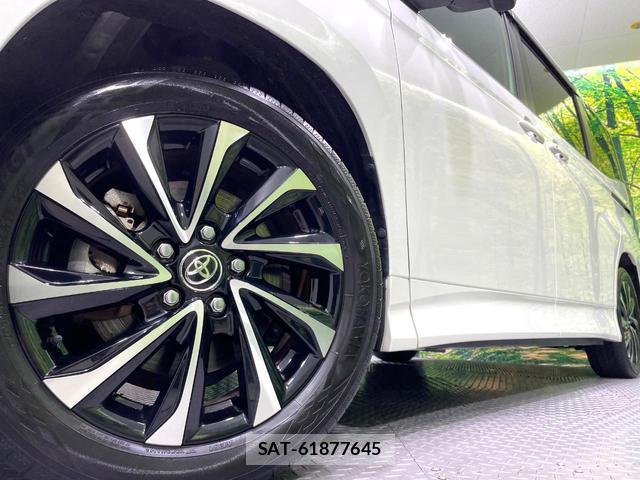 Toyota NOAH 2023-06 8005047-14