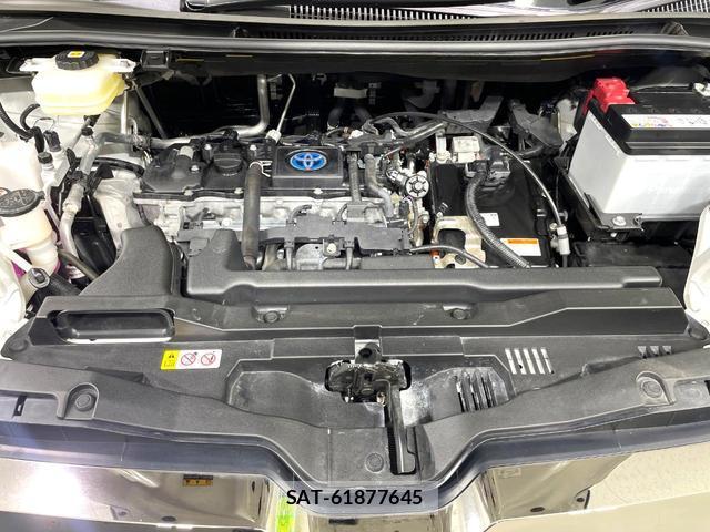 Toyota NOAH 2023-06 8005047-17