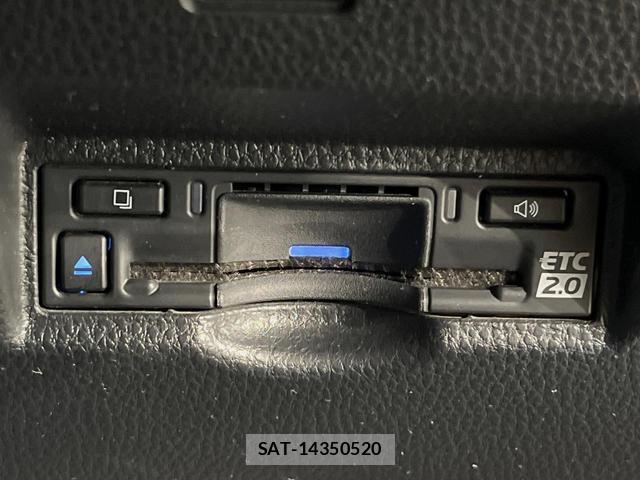 Toyota NOAH 2022-06 8005215-10