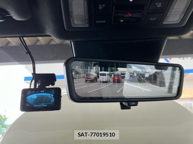 Toyota NOAH 2024-05 8005418-18