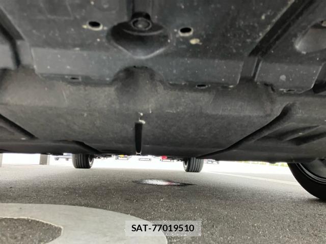 Toyota NOAH 2024-05 8005418-5
