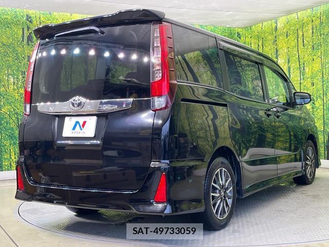 Toyota NOAH 2014-11 8006386-16
