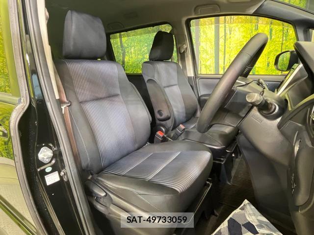 Toyota NOAH 2014-11 8006386-7