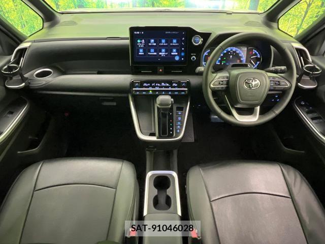 Toyota NOAH 2023-03 8006545-1