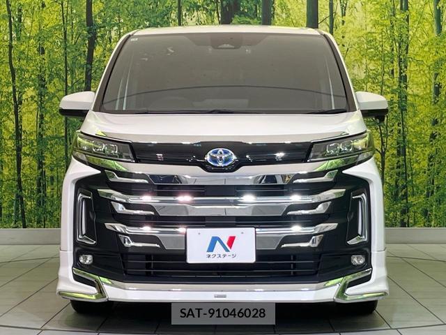 Toyota NOAH 2023-03 8006545-14