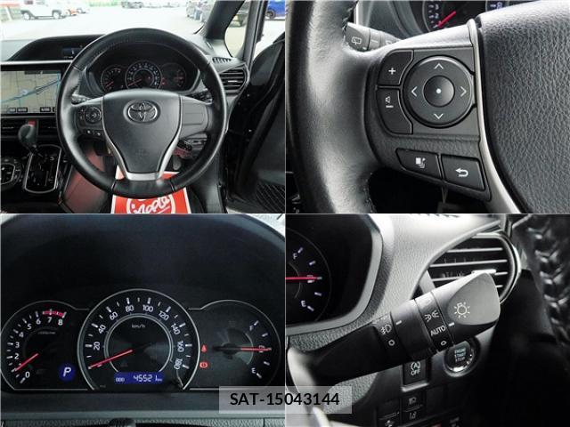 Toyota NOAH 2017-07 8007188-9