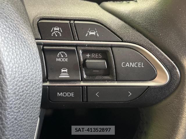 Toyota NOAH 2022-02 8007875-5