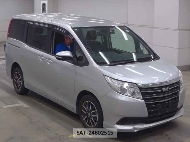 Toyota NOAH 2015-07 8008239-0
