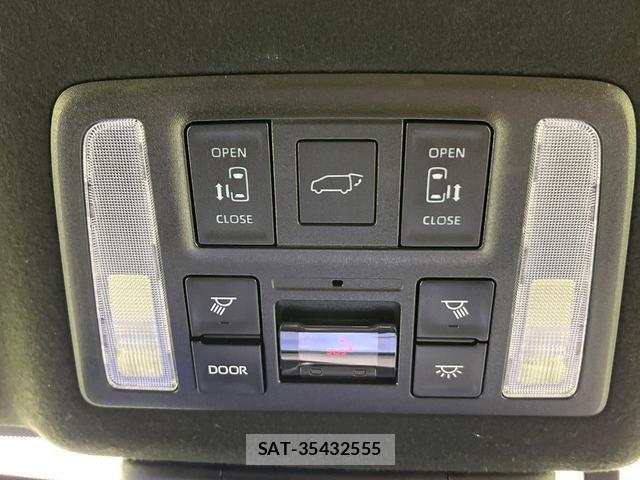 Toyota NOAH 2025-03 8008705-4