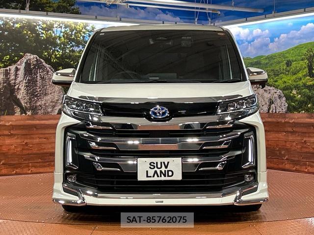 Toyota NOAH 2023-09 8009408-14