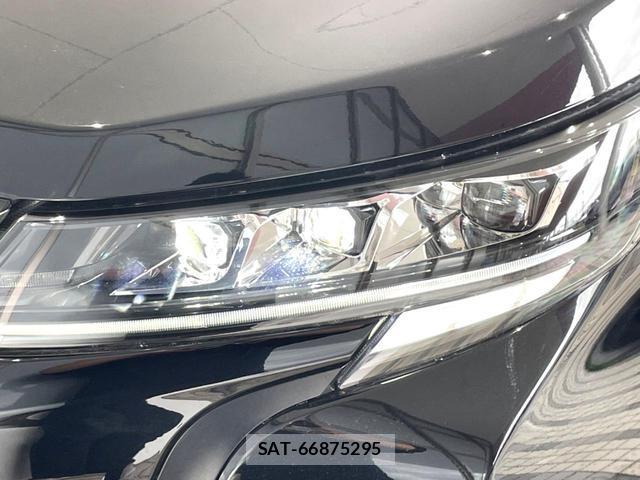 Toyota NOAH 2024-03 8009899-14
