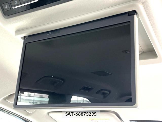 Toyota NOAH 2024-03 8009899-4