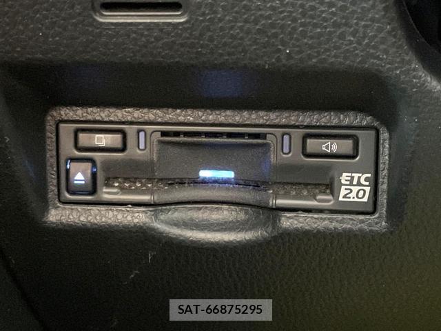 Toyota NOAH 2024-03 8009899-7