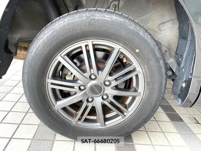Toyota NOAH 2011-06 8009913-11