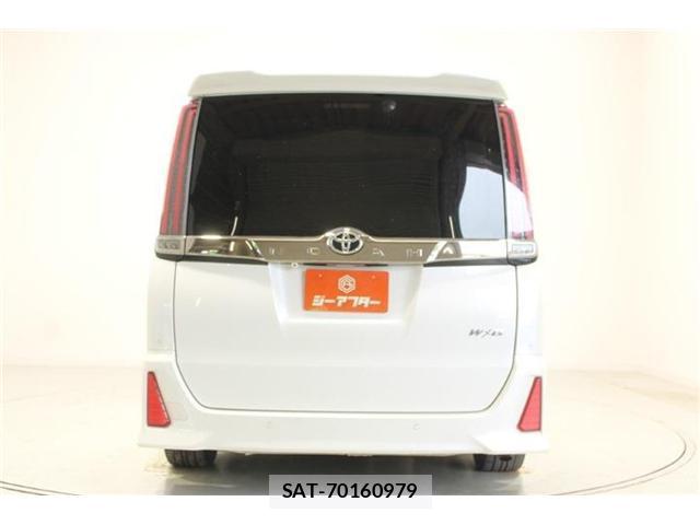 Toyota NOAH 2020-03 8011315-11
