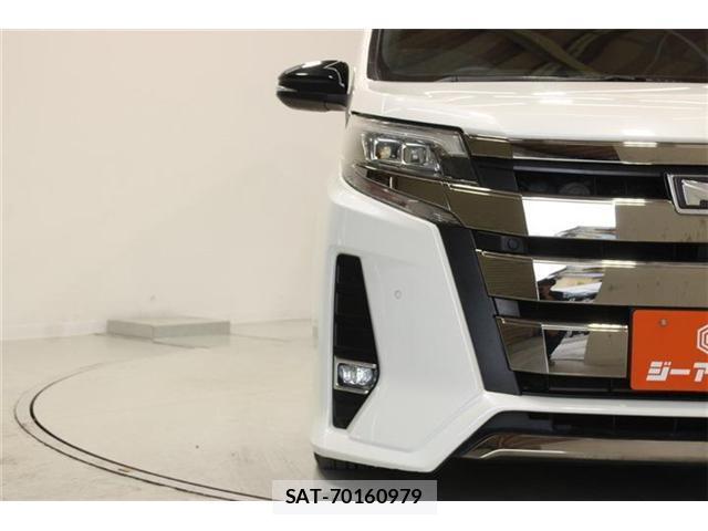 Toyota NOAH 2020-03 8011315-16