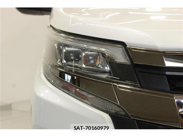 Toyota NOAH 2020-03 8011315-17