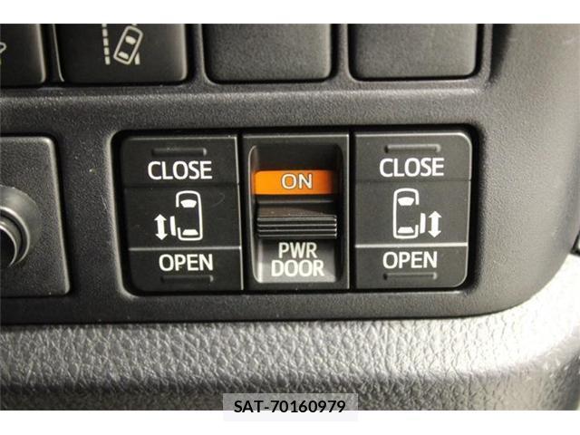 Toyota NOAH 2020-03 8011315-4