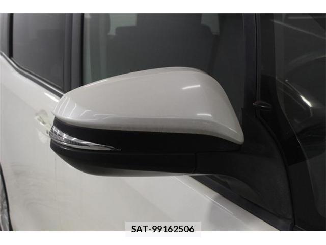 Toyota NOAH 2016-08 8011328-9