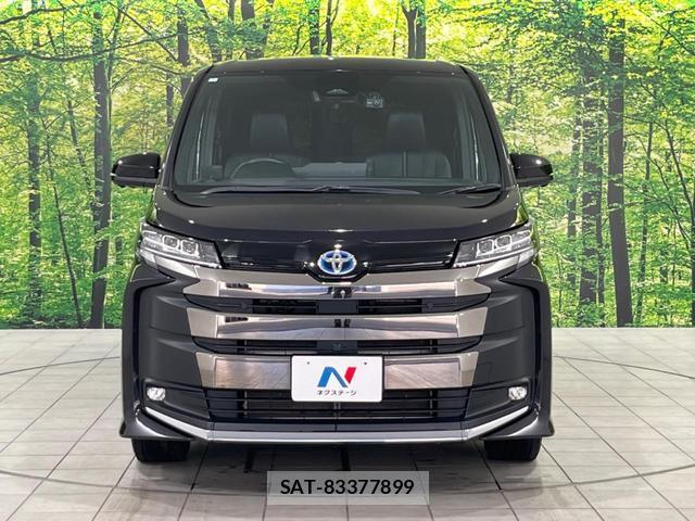 Toyota NOAH 2023-07 8011756-14