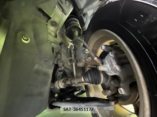 Nissan NOTE 2013-08 8003130-19