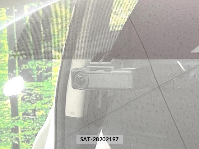 Nissan NOTE 2018-09 8005003-5