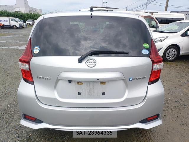 Nissan NOTE 2018-06 8005595-1