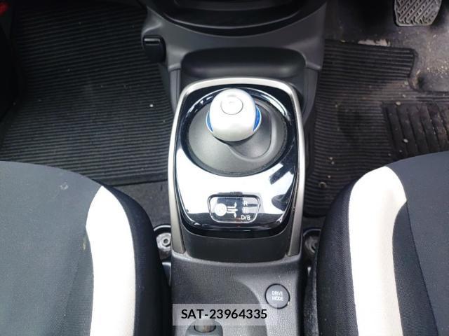 Nissan NOTE 2018-06 8005595-11