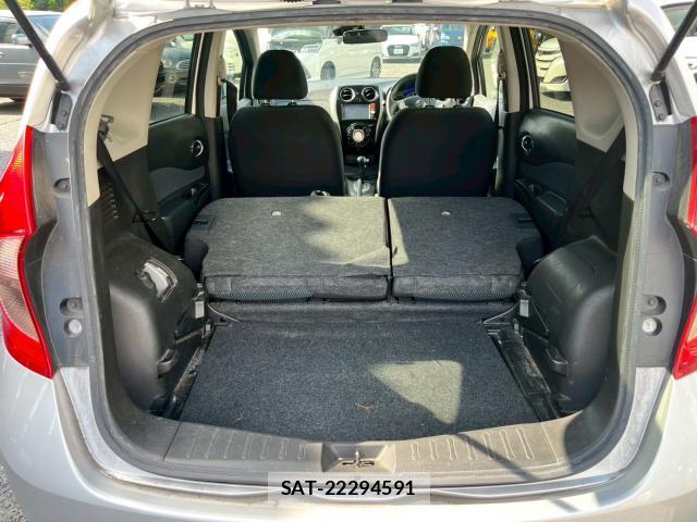 Nissan NOTE 2015-09 8006687-15