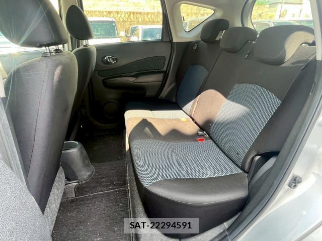 Nissan NOTE 2015-09 8006687-6