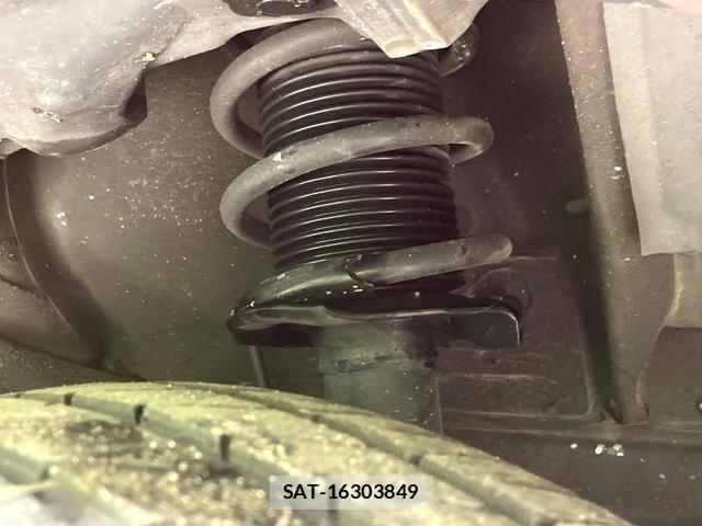 Nissan NOTE 2019-06 8006738-19